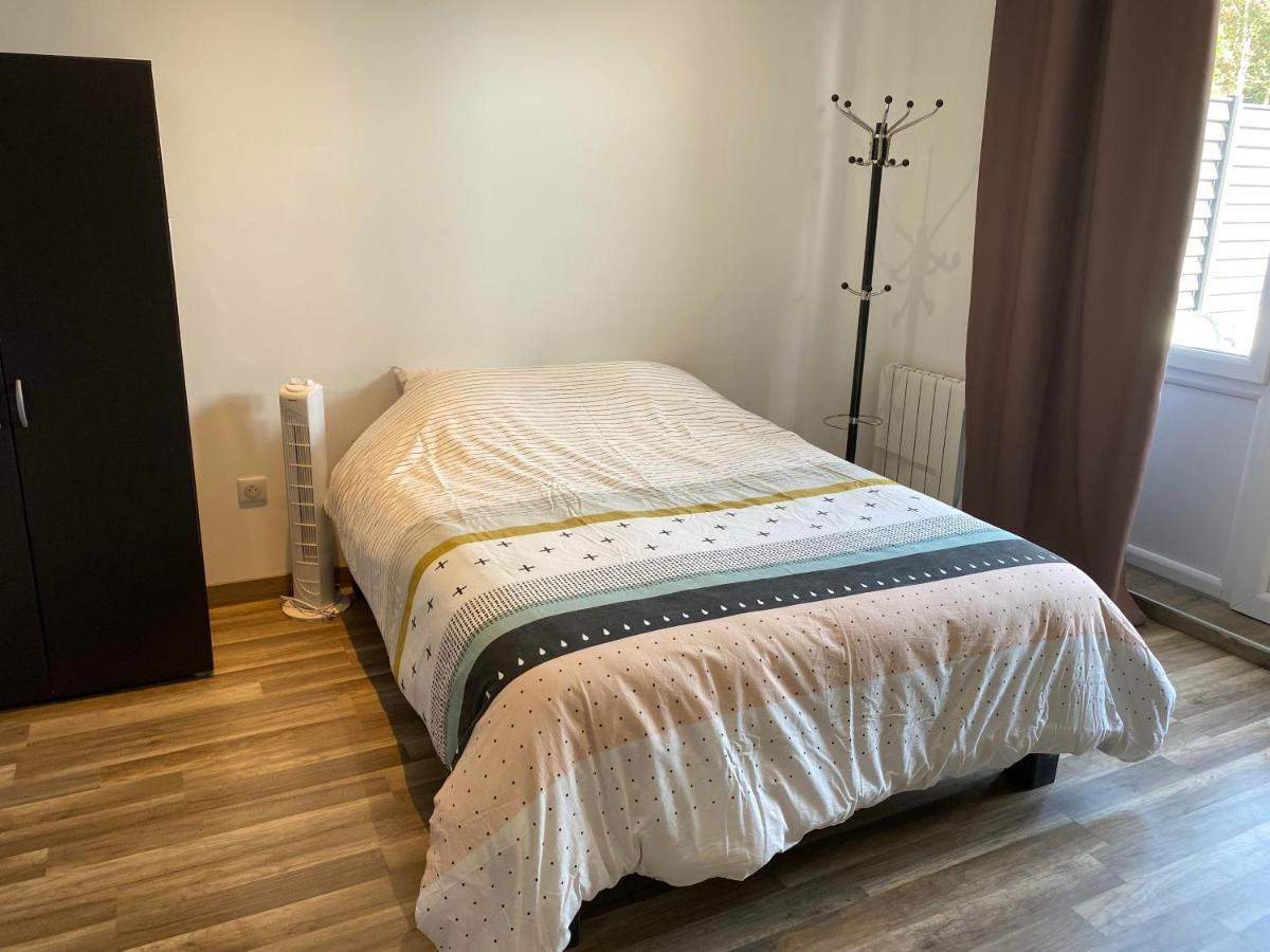 Legend- Parking Prive Gratuit- Terrasse Privee- Wifi - Convert - Alimentec Bourg-en-Bresse Exteriör bild